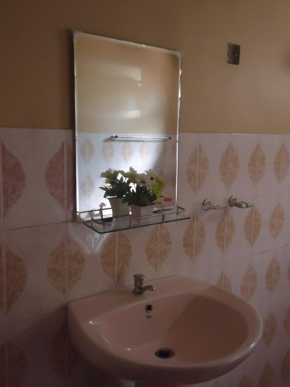 Bay Hill Guest House Тангале Екстериор снимка